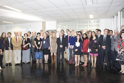Group photo with the Minister of Education, Renato Janine Ribeiro