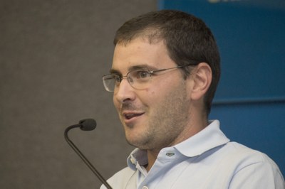 Adriano de Cezaro's presentation - April 21, 2015