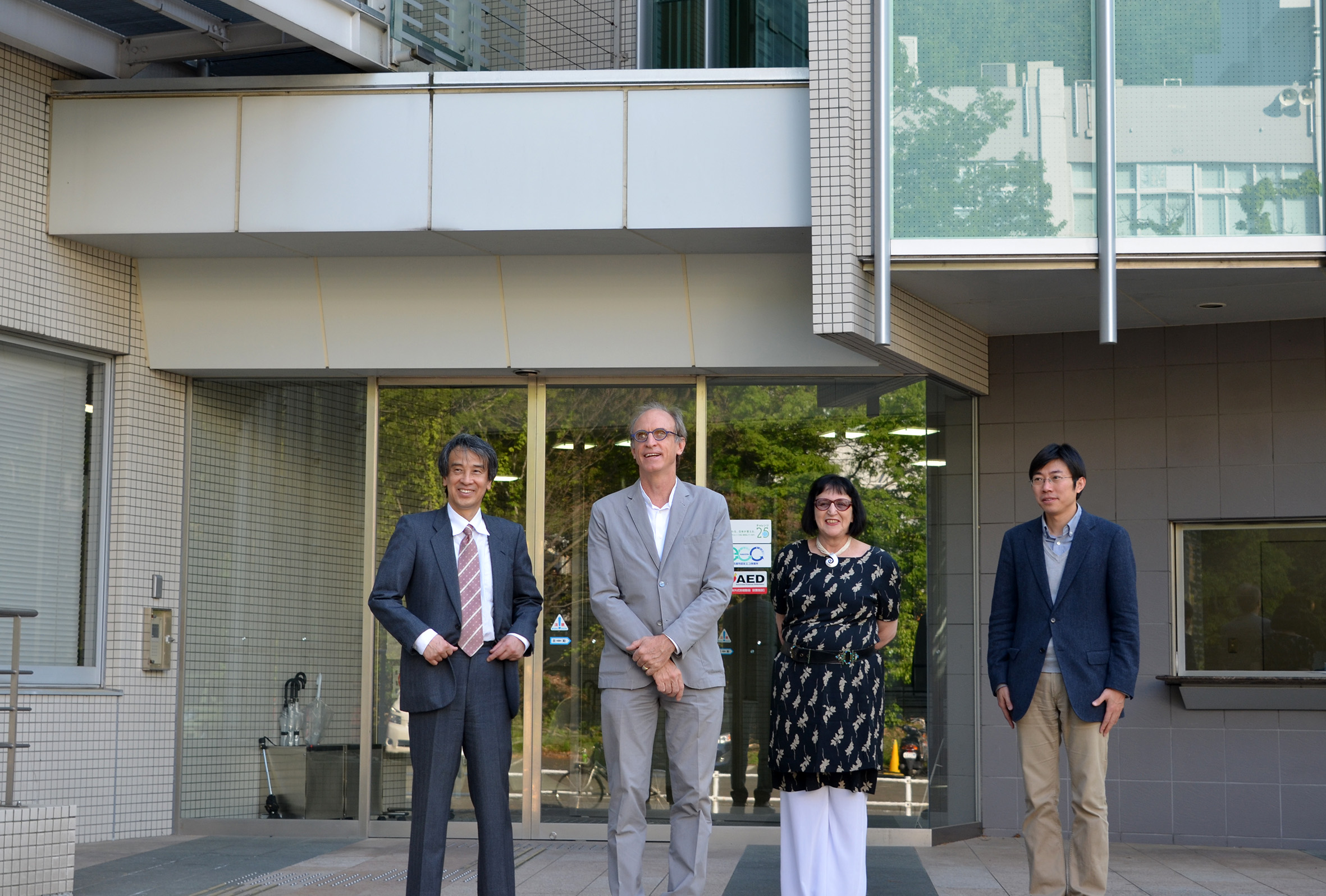 Takaho Ando, Martin Grossmann, Regina P. Markus and Dapeng Cai